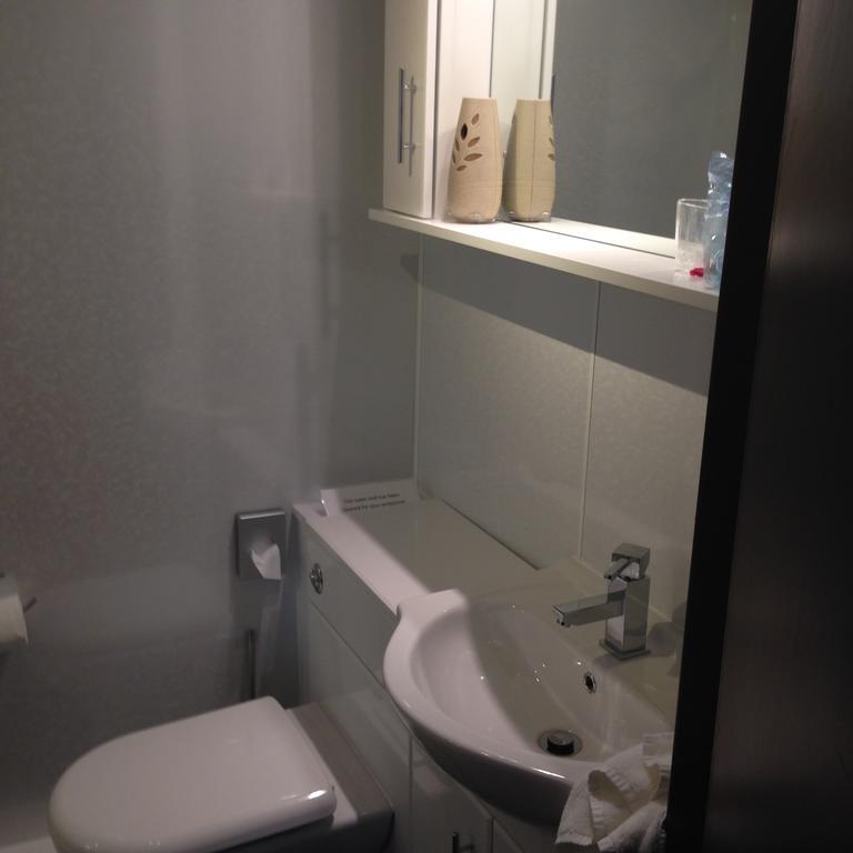 Smithy Lodge Guest House Leyland Luaran gambar
