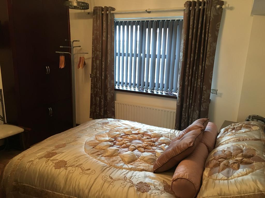 Smithy Lodge Guest House Leyland Luaran gambar